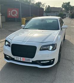 کرایسلەر 300